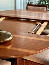 Load image into Gallery viewer, DS Vorster Round Extendable Table &amp; Six Matching Chairs
