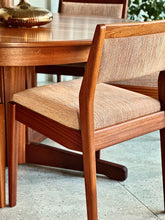 Load image into Gallery viewer, DS Vorster Round Extendable Table &amp; Six Matching Chairs
