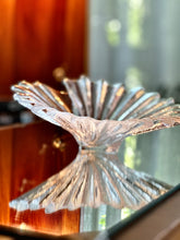 Load image into Gallery viewer, Vintage Dartington Crystal "Palm" Bowl, United Kingdom
