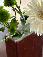 Load image into Gallery viewer, Retro Stem Vase
