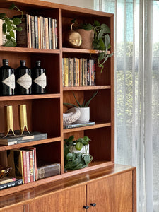 Versatile Mid-Century Cabinet / Wall Unit / Drinks Cabinet