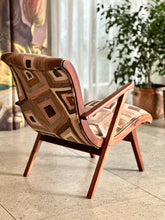 Load image into Gallery viewer, Curved Armchair
