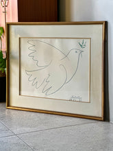 Load image into Gallery viewer, Pablo Picasso | La Colombe Bleue Print (The Blue Dove), 1961/62
