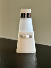 Load image into Gallery viewer, Taki Light &quot;Iris&quot; - Table Lamp
