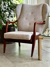 Load image into Gallery viewer, Mid-Century Semi-Wingback
