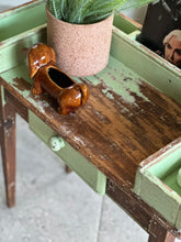 Load image into Gallery viewer, Small Vintage Single-Drawer table
