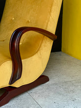 Load image into Gallery viewer, Classic Banana Rocking Chair

