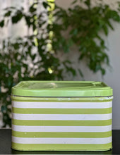 Load image into Gallery viewer, Retro Metal Bread Bin
