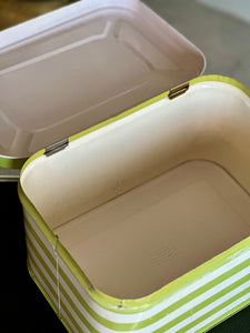Retro Metal Bread Bin
