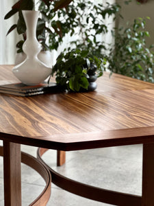 Exquisite Kallenbach Extendable Table & Eight Dining Chairs