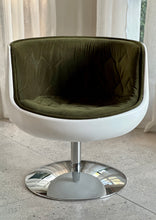 Load image into Gallery viewer, Earo Aarnio Style, Retro Semi-Ball Chair
