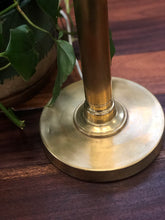Load image into Gallery viewer, Brass table lamp
