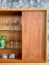 Load image into Gallery viewer, Mid-Century Gibbs drinks Cabinet
