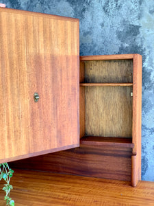 Mid-century G&T Dresser