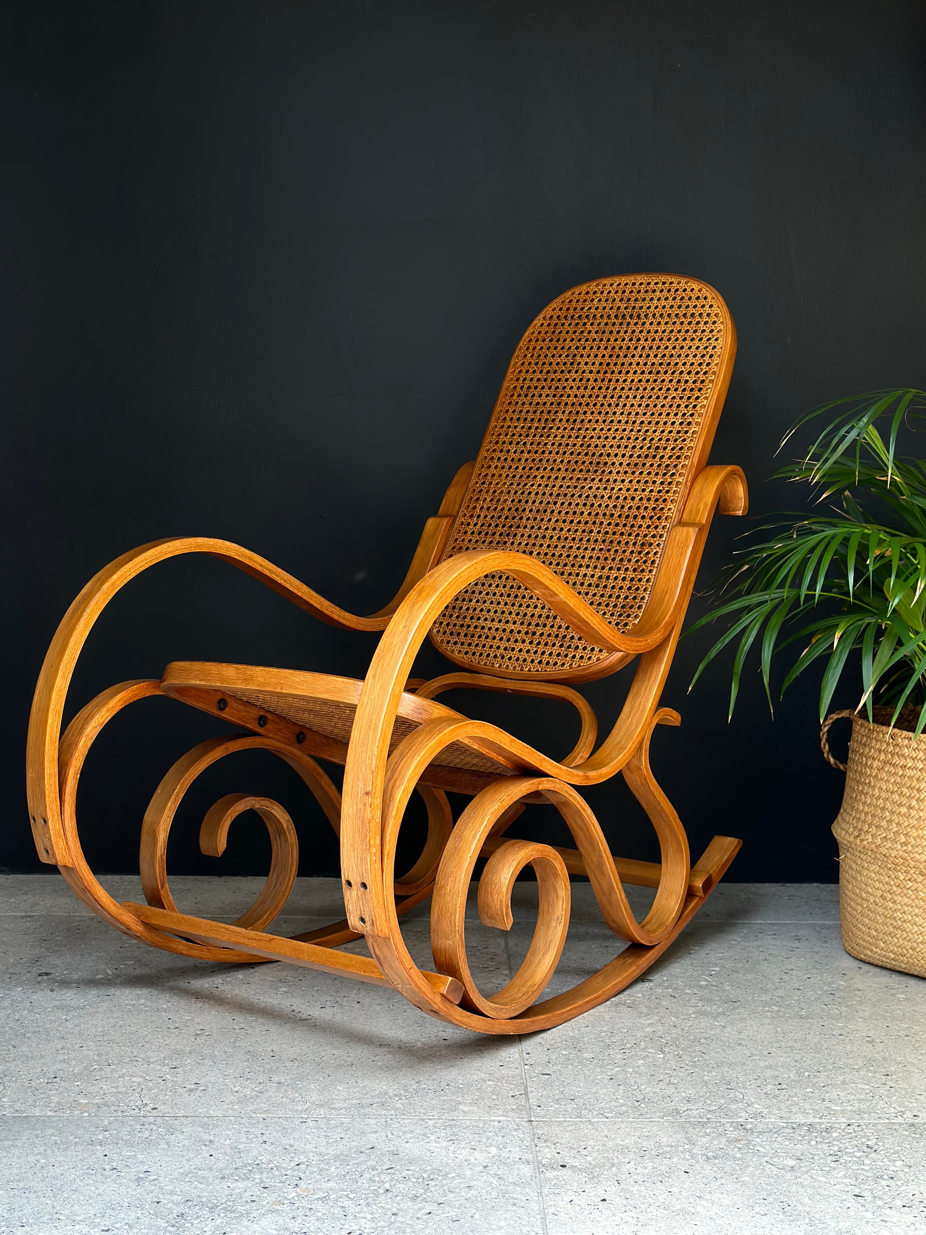 Vintage Bentwood Rocker RE TREND