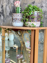 Load image into Gallery viewer, 50&#39;s Vintage display cabinet with gold detail
