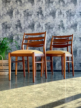 Load image into Gallery viewer, Mid-Century Tabraham dining chairs
