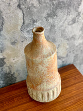 Load image into Gallery viewer, Vintage pottery
