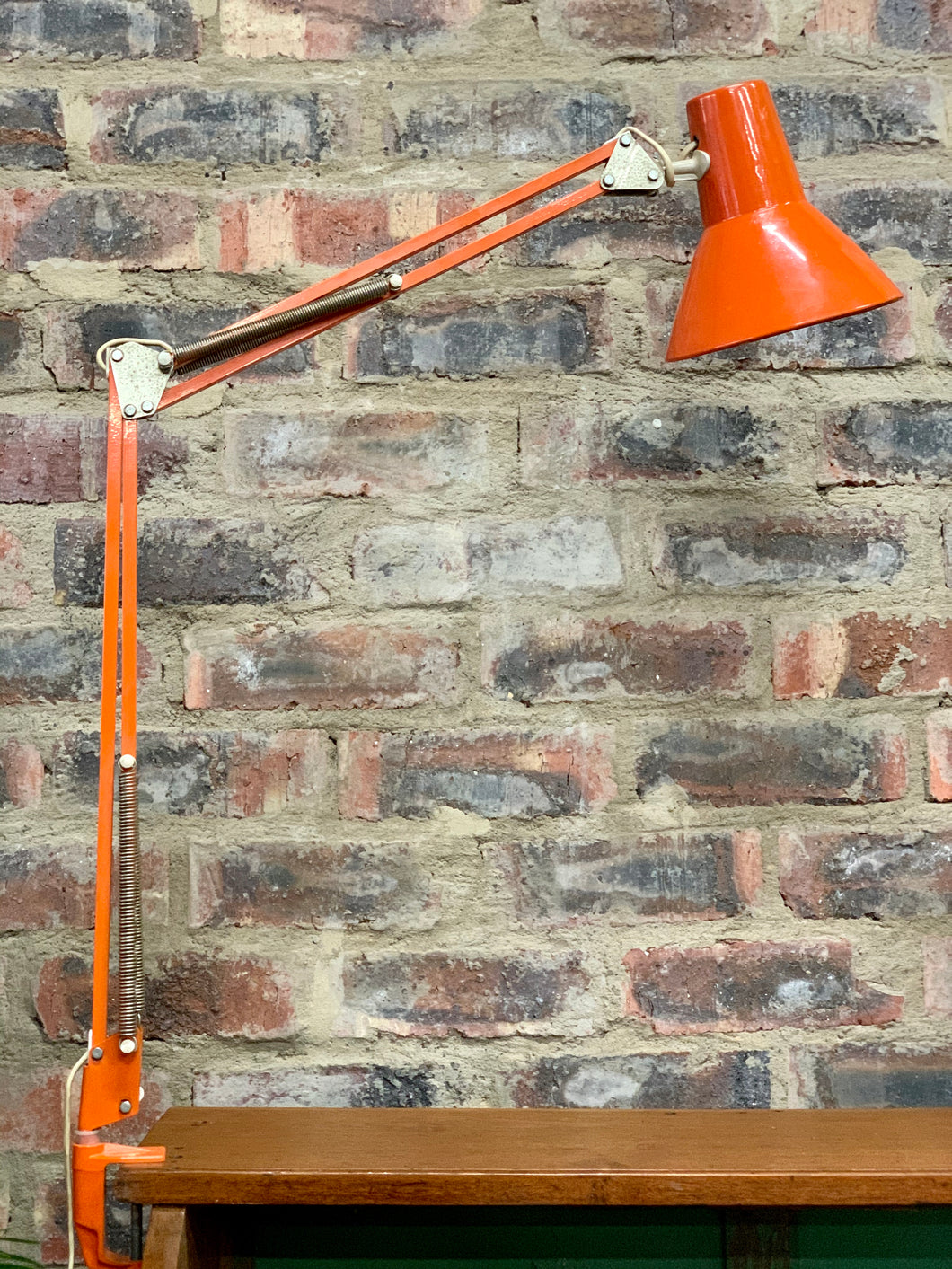 Retro orange clip-on desk lamp