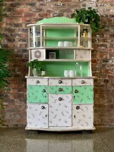 1950's Retro kitchen cabinet