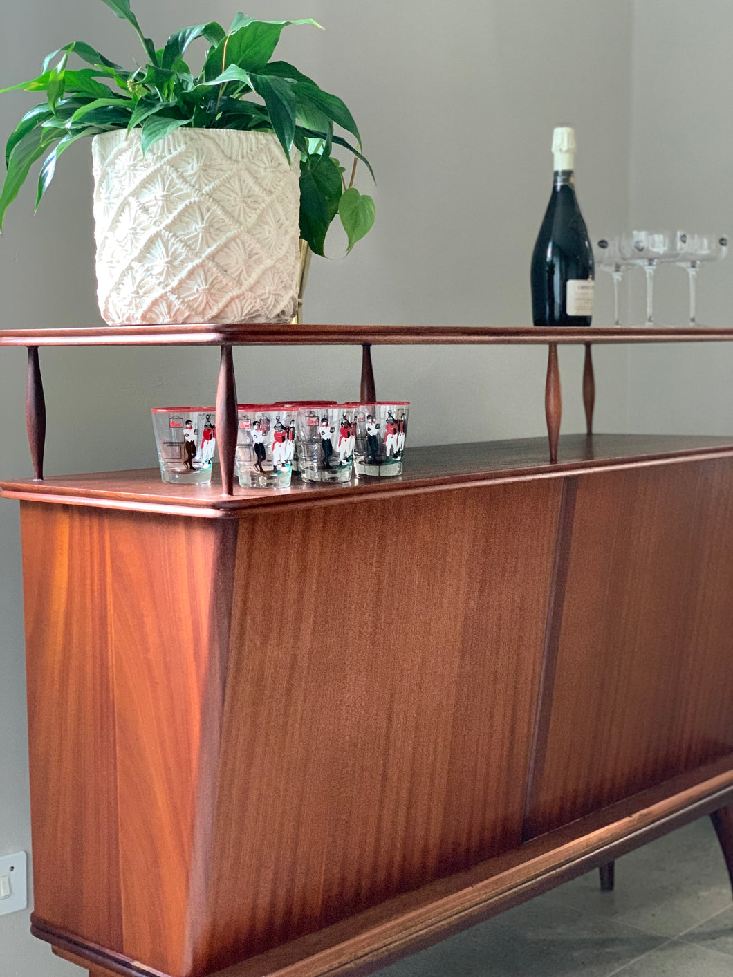 Mid-Century Bar/Entertainment Counter