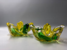 Load image into Gallery viewer, Murano Floral Glass Art
