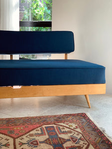 Mid-Century Oak Daybed / Couch