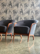 Load image into Gallery viewer, Pair of Mid-Century armchairs
