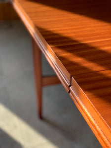 DS Vorster 60’s Dining Table