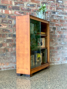 Mid-Century Bookcase / Display