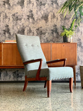 Load image into Gallery viewer, &#39;Parker Knoll&#39; high back chair
