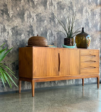 Load image into Gallery viewer, Mid-Century Sideboard L
