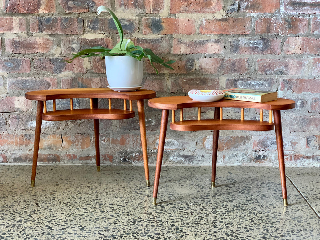 Double tier retro sidetable