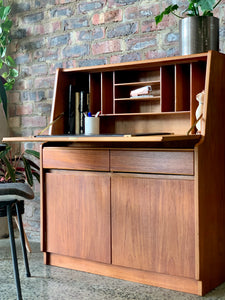 Mid-Century 'Remploy' writing bureau