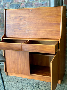 Mid-Century 'Remploy' writing bureau