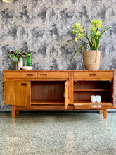 Load image into Gallery viewer, Retro kiaat Novocraft sideboard
