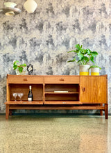 Load image into Gallery viewer, Novocraft Mid-Century Sideboard
