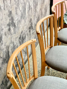 Set of 6 spindle back dining chairs