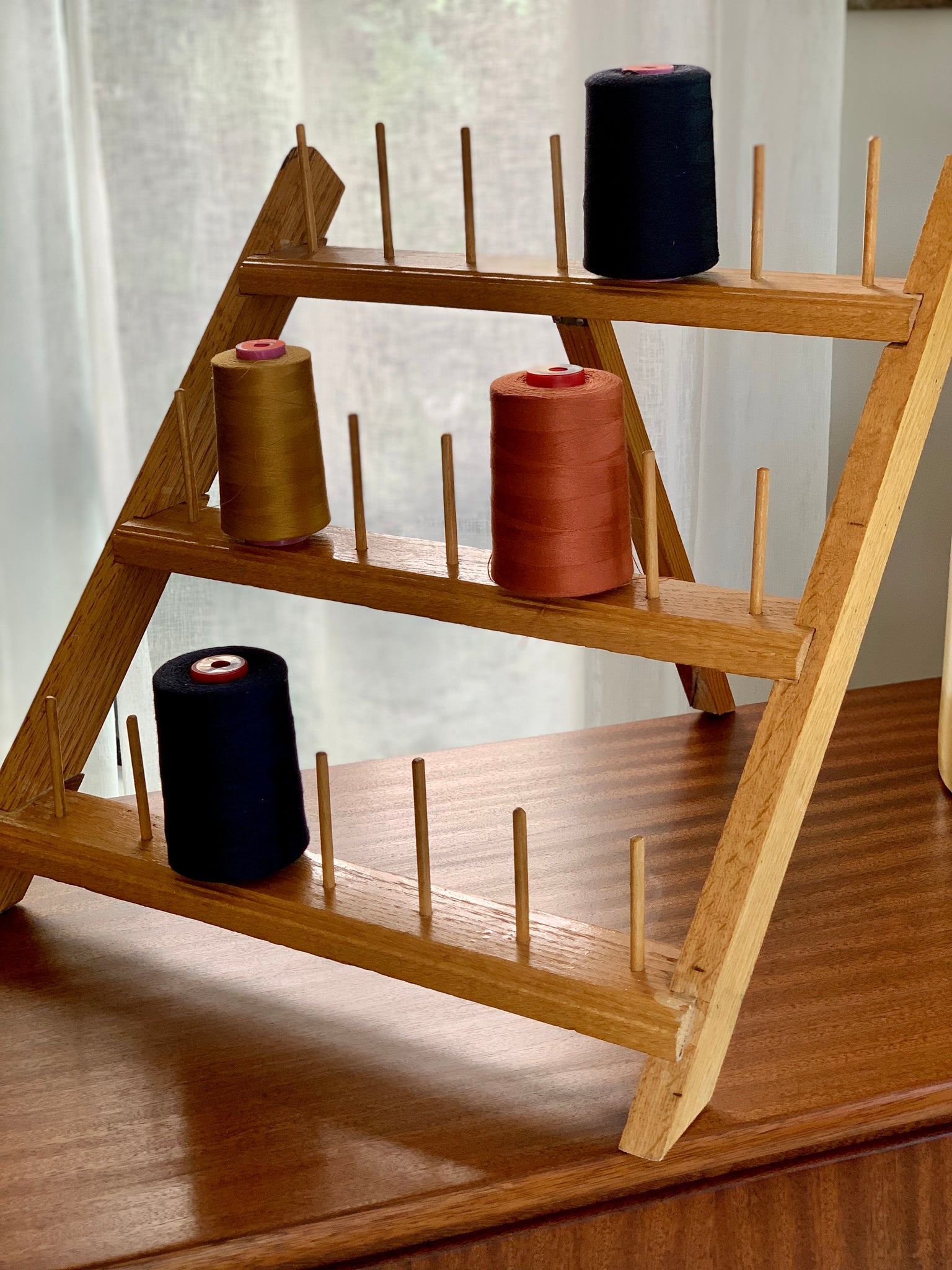 Vintage Wooden Thread Stand – RE-TREND