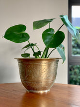 Load image into Gallery viewer, Vintage Brass Planters
