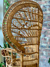 Load image into Gallery viewer, Vintage “Peacock” chair
