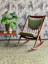 Load image into Gallery viewer, Mid-Century Rocking chair
