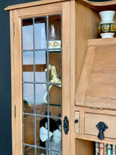 Load image into Gallery viewer, Vintage Bureau / Display or Drinks Cabinet
