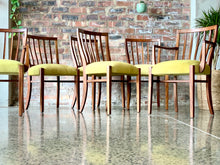 Load image into Gallery viewer, Set of 6 G&amp;T dining room chairs
