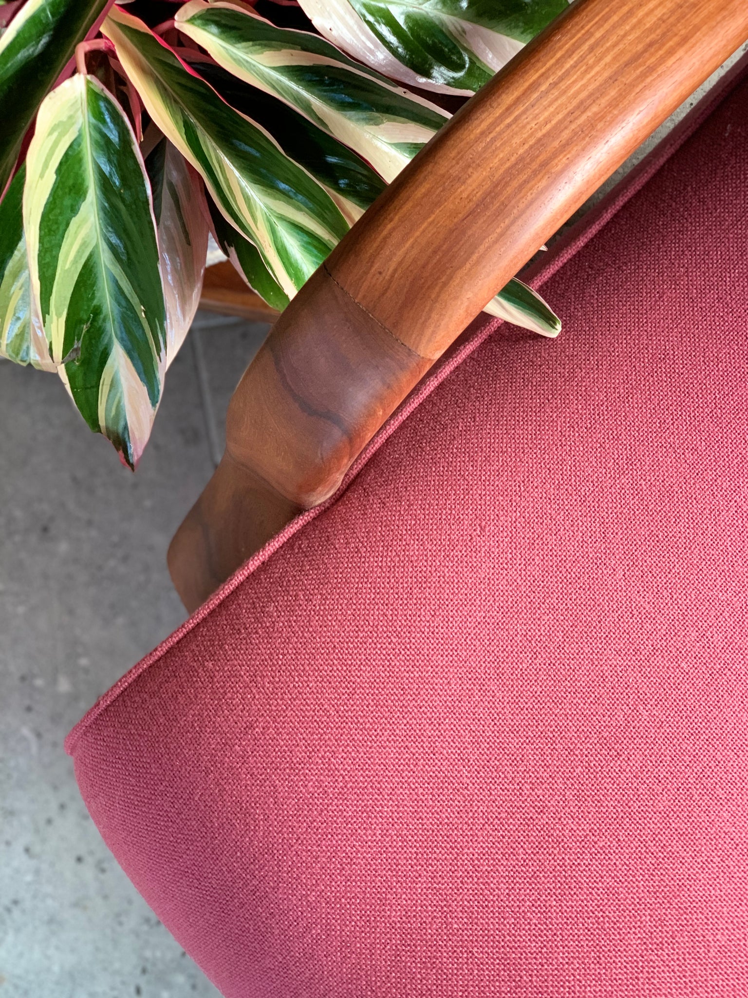 Mid-Century 'Banana' Rocking Chair – RE-TREND